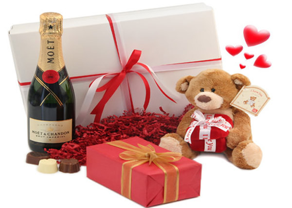 Valentine For Him Gift Ideas
 Things to do Valentine’s Day – Chronicles of a confused