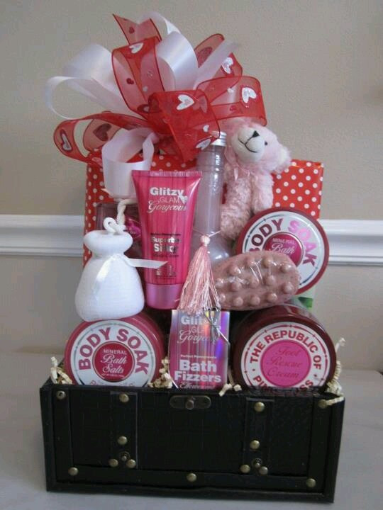 Valentine Gift Ideas For Girls
 33 best valentine t basket images on Pinterest
