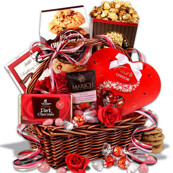 Valentine'S Day Gift Basket Ideas
 FREE 25 Valentine’s Day Gifts for your Girlfriend