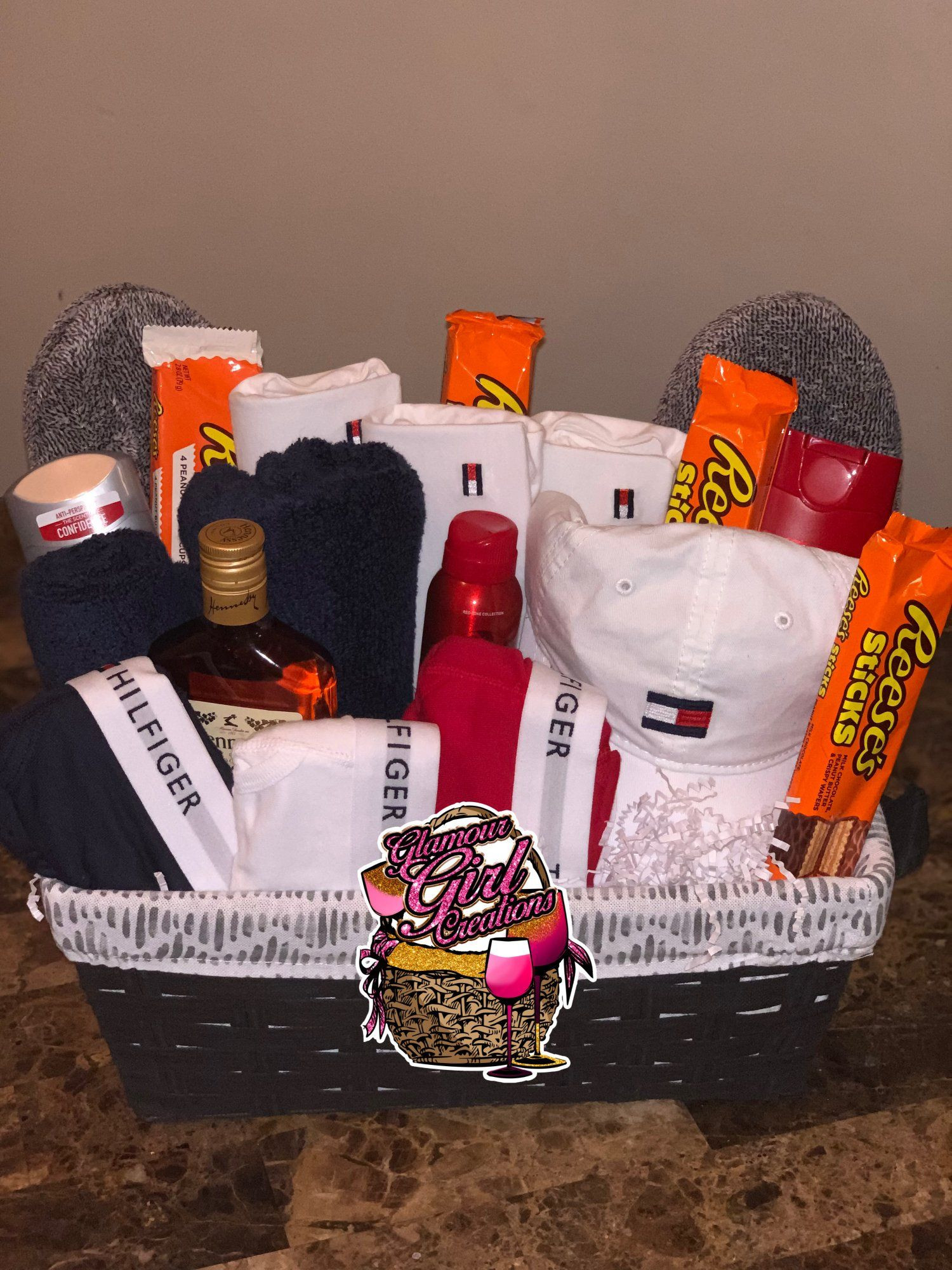 Valentine'S Day Gift Basket Ideas
 Image of Small Tommy Hilfiger basket