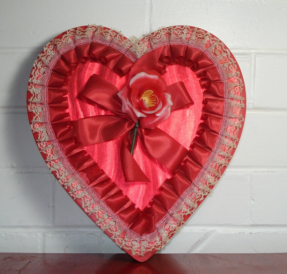 Valentines Day Candy Boxes
 Maison Decor Vintage Valentine Candy Boxes