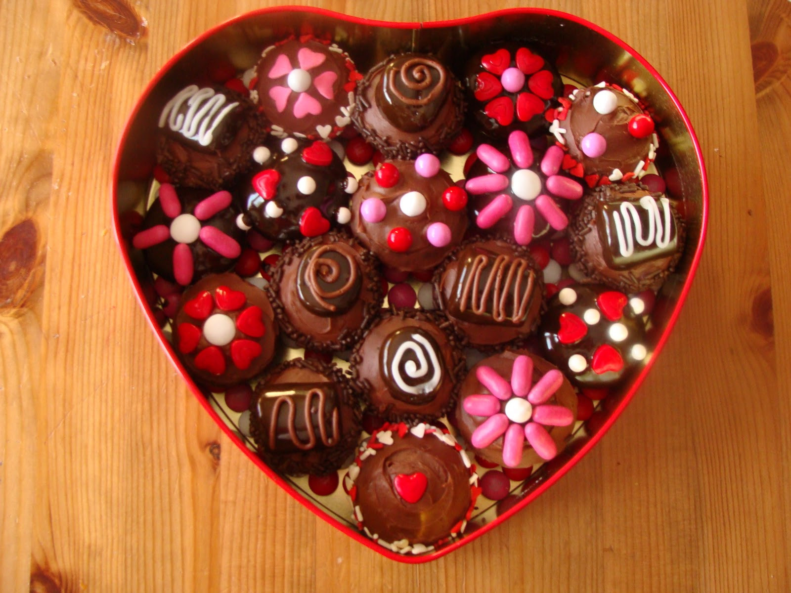 Valentines Day Candy Gifts
 Top 10 Awesome Gifts you can give your Girlfriend this