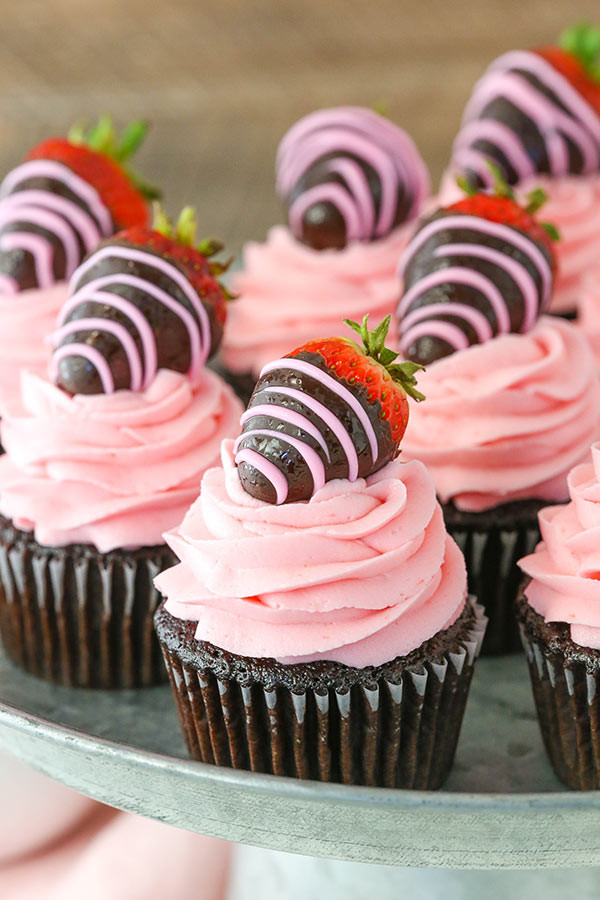 Valentines Day Cupcakes Recipes
 Chocolate Covered Strawberry Cupcakes