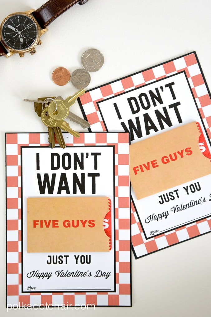 Valentines Guy Gift Ideas
 Valentine Gifts for Him a Free Printable Gift Card Holder
