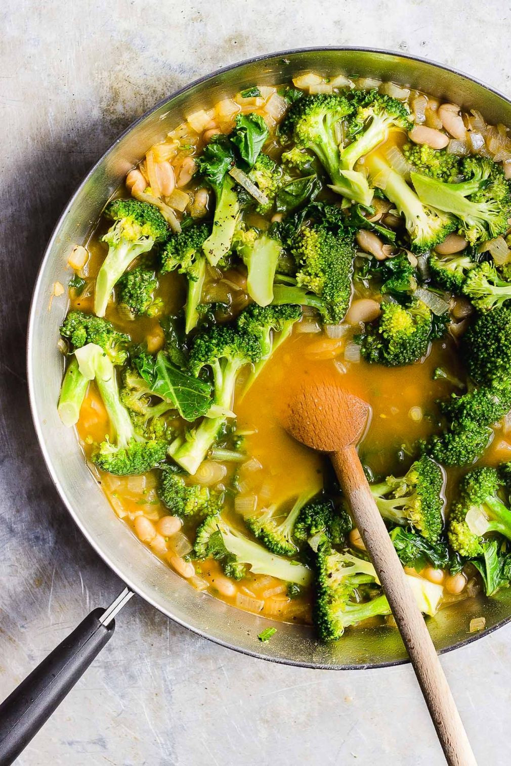 Vegetarian Broccoli Soup Recipes
 Creamy Broccoli and Bean Soup Recipe