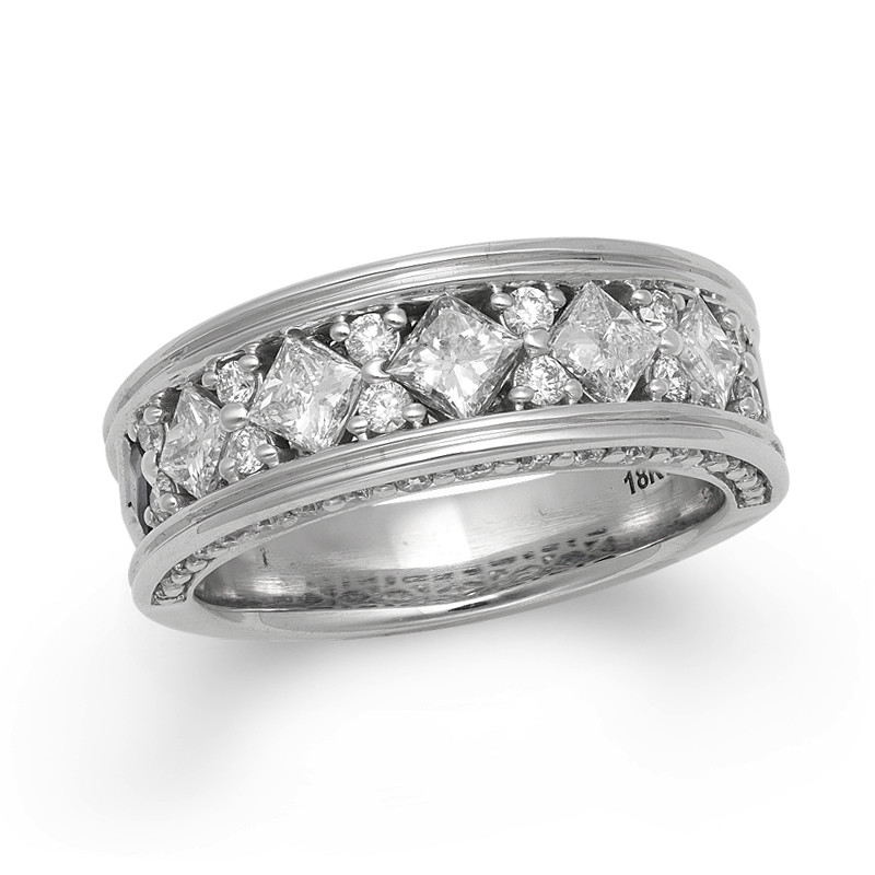 Vera Wang Wedding Ring Sets
 Vera Wang Love Collection Wedding Rings KnotsVilla