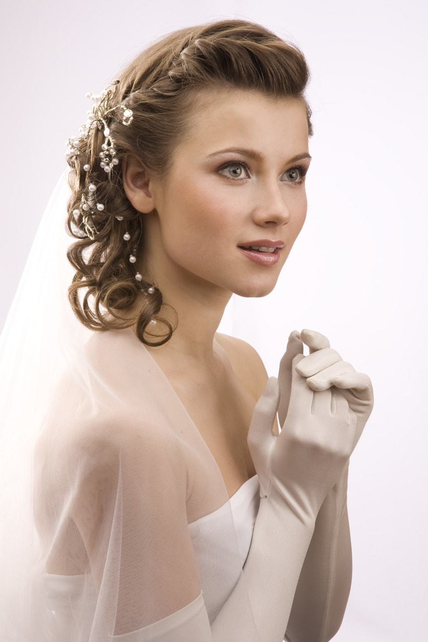 Vintage Hairstyle For Wedding
 Vintage wedding hairstyles to inspire your wedding