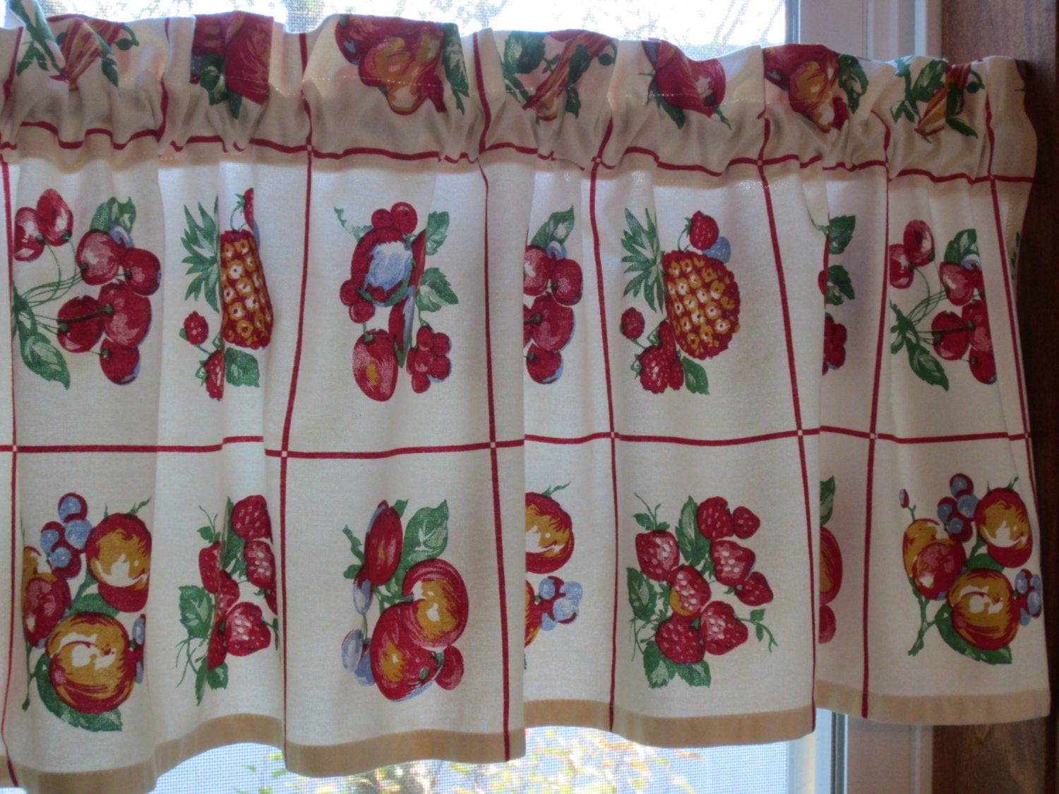 Vintage Kitchen Curtains
 Retro Kitchen Curtain Valance New Fabric 48 X 13 1 2 Fruit