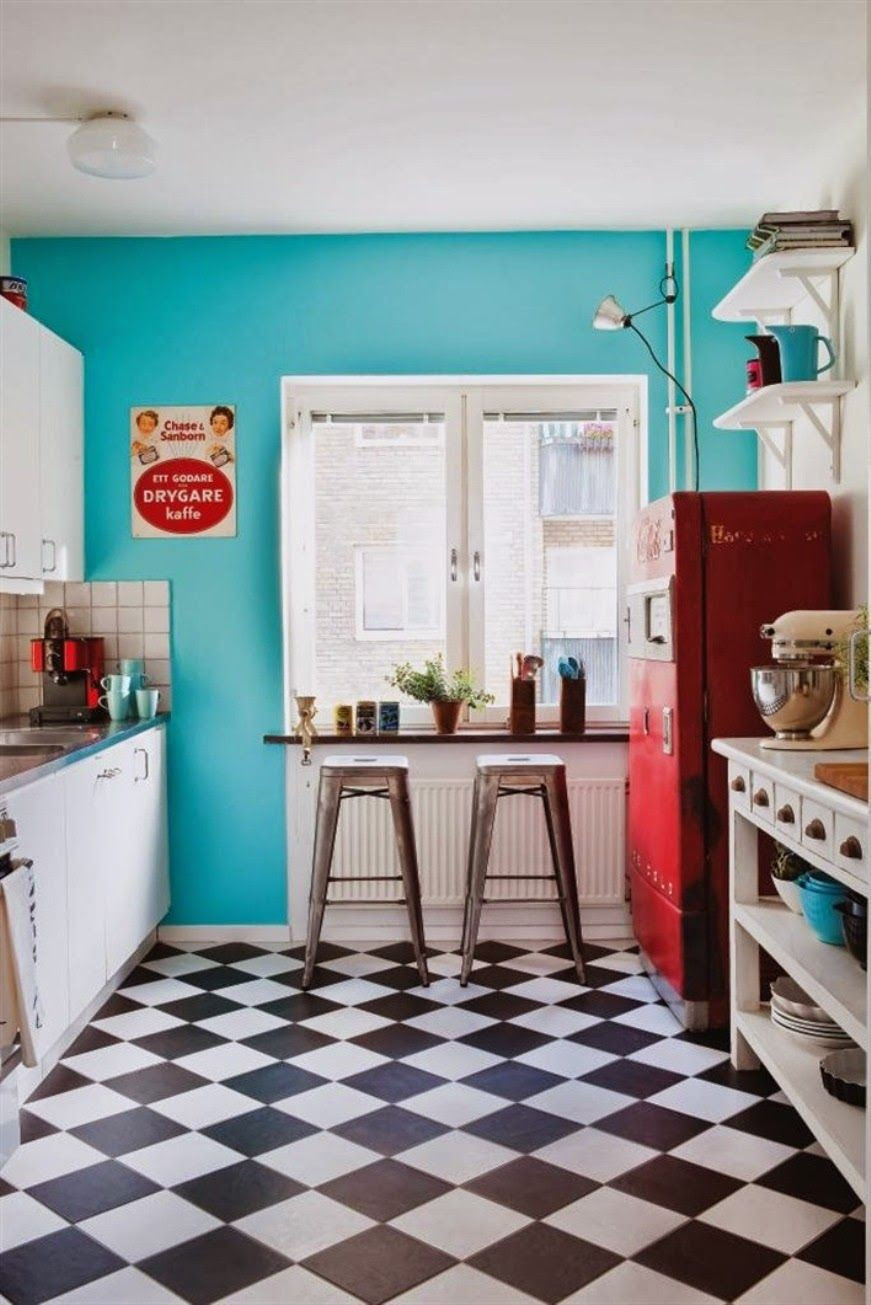 Vintage Kitchen Tiles
 20 Elements To Use When Creating A Retro Kitchen