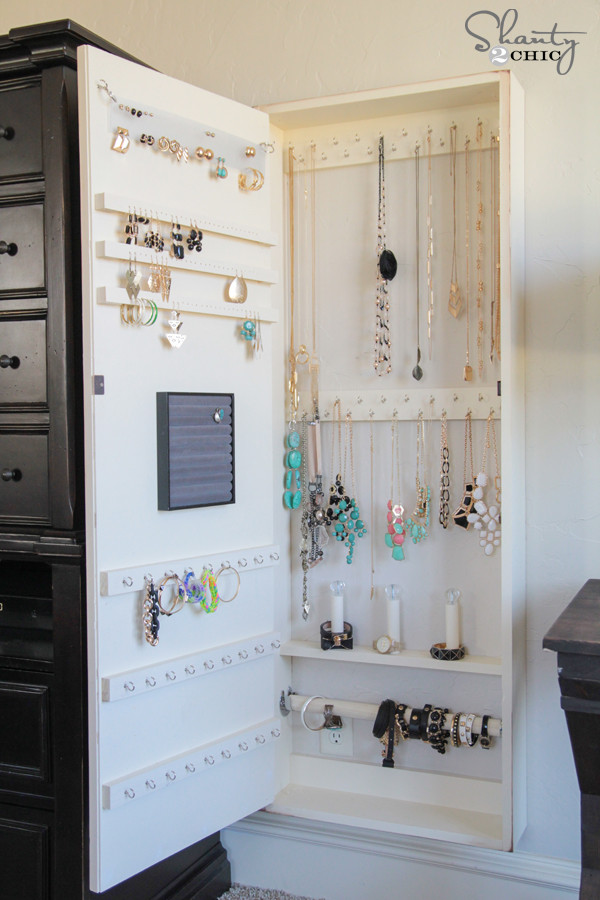 Wall Jewelry Organizer DIY
 DIY Jewelry Organizer Shanty 2 Chic