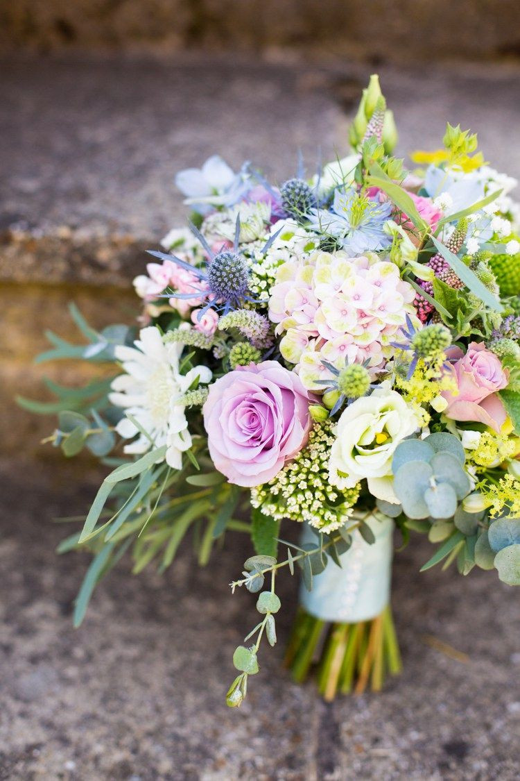 Wedding Flowers Images
 25 Gorgeous Bridal Bouquets for Spring & Summer Weddings
