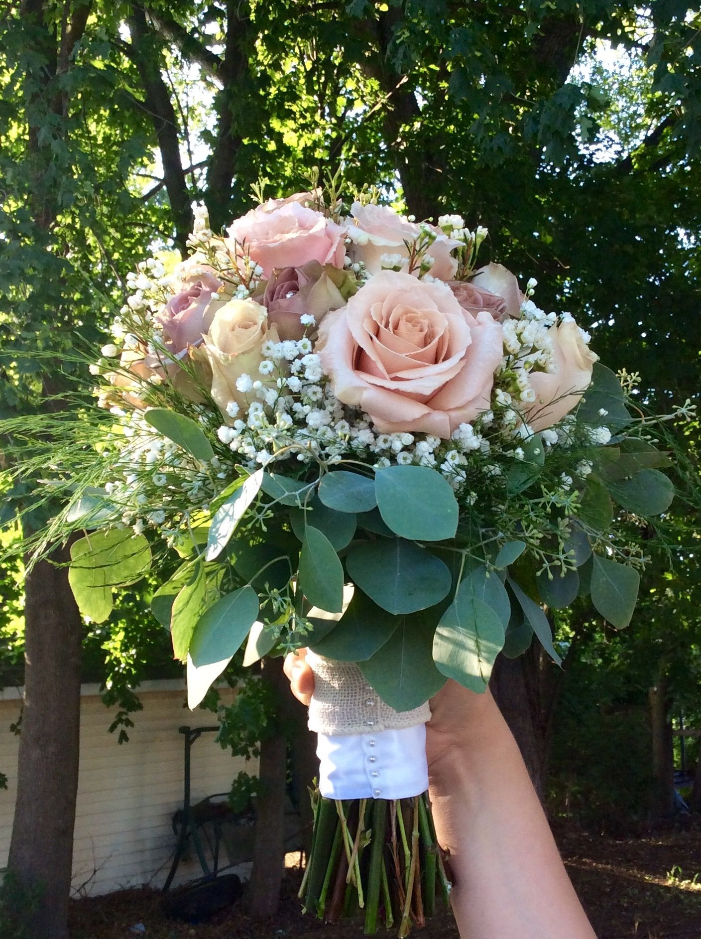 Wedding Flowers Ri
 Petals Warwick RI Amnesia & Quicksand Roses