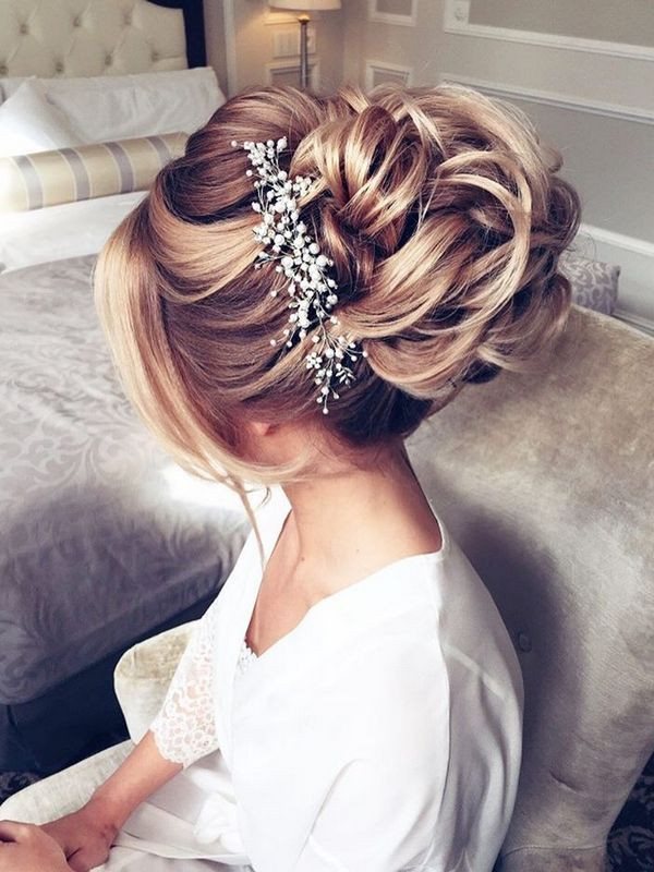Wedding Hairstyles Brides
 25 Chic Updo Wedding Hairstyles for All Brides