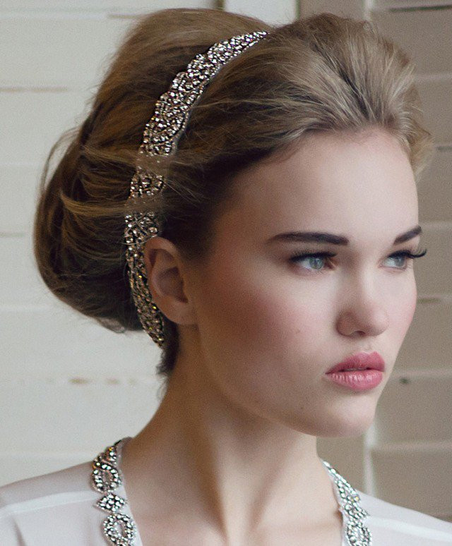 Wedding Hairstyles Headband
 20 Stunning Wedding Hairstyles with Veils and Hairpieces