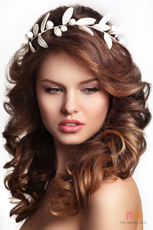 Wedding Hairstyles Round Face
 The Bridal Hairstyle For Round Face Beauties 7 Hairdos