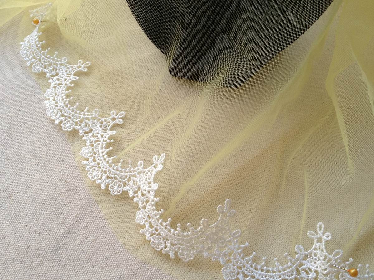 Wedding Veils With Lace Trim
 Ivory Lace Trim Victorian Lace Ivory Bridal Veils Lace