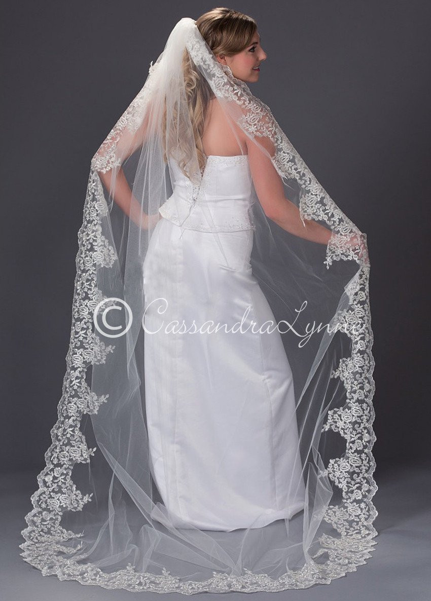 Wedding Veils With Lace Trim
 Wedding Veil with Wide Lace Trim Chapel Length