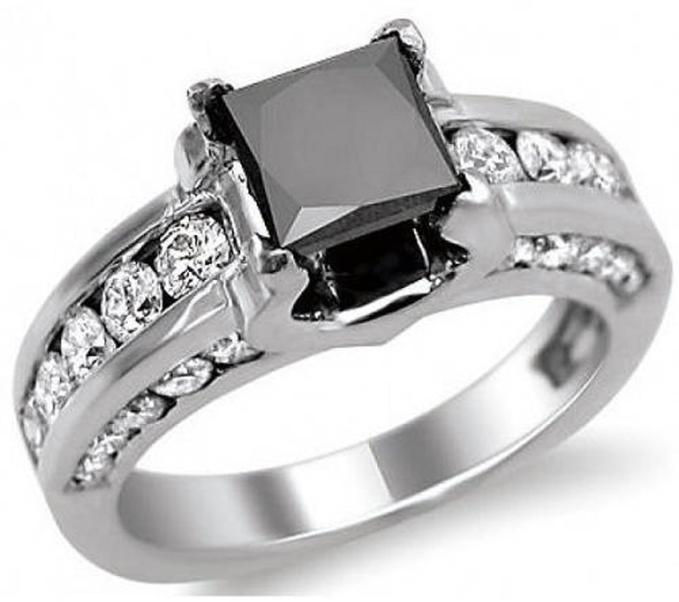White And Black Diamond Engagement Rings
 Black and White Princess Cut Diamond Engagement Rings