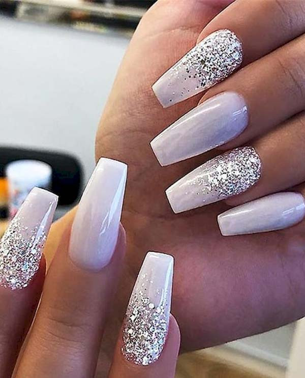 White And Silver Glitter Nails
 Gorgeous White Glitter Nail Art Designs for Girls in 2019
