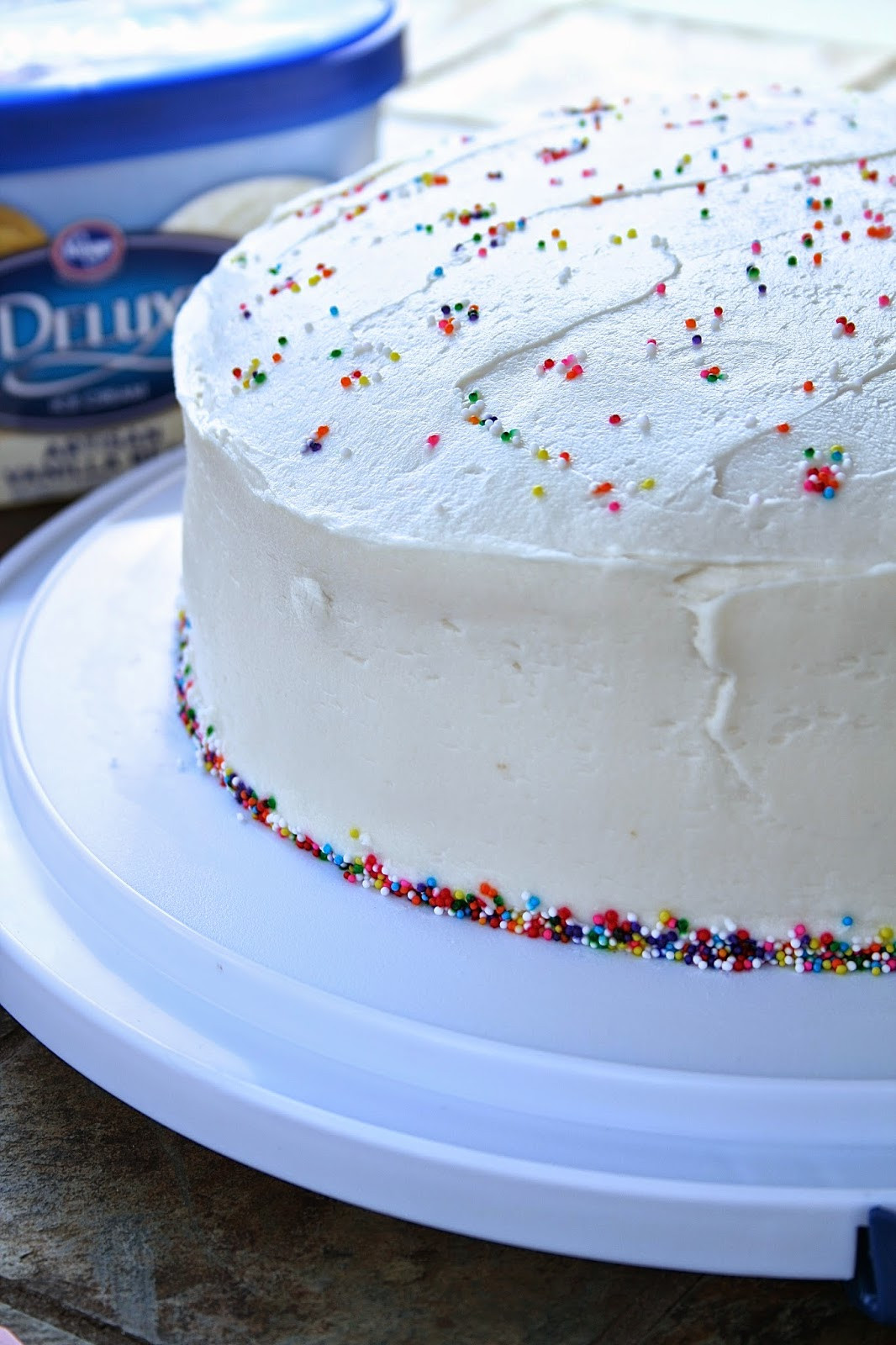 White Birthday Cakes
 Oregon Transplant Classic White Birthday Cake