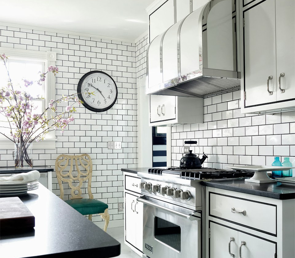 White Kitchen Subway Tiles
 Dress Your Kitchen In Style With Some White Subway Tiles