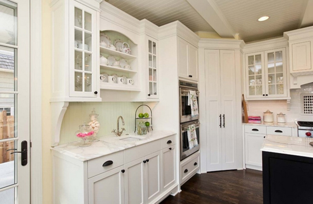White Pantry Cabinets For Kitchen
 20 Variants of White Kitchen Pantry Cabinets Interior