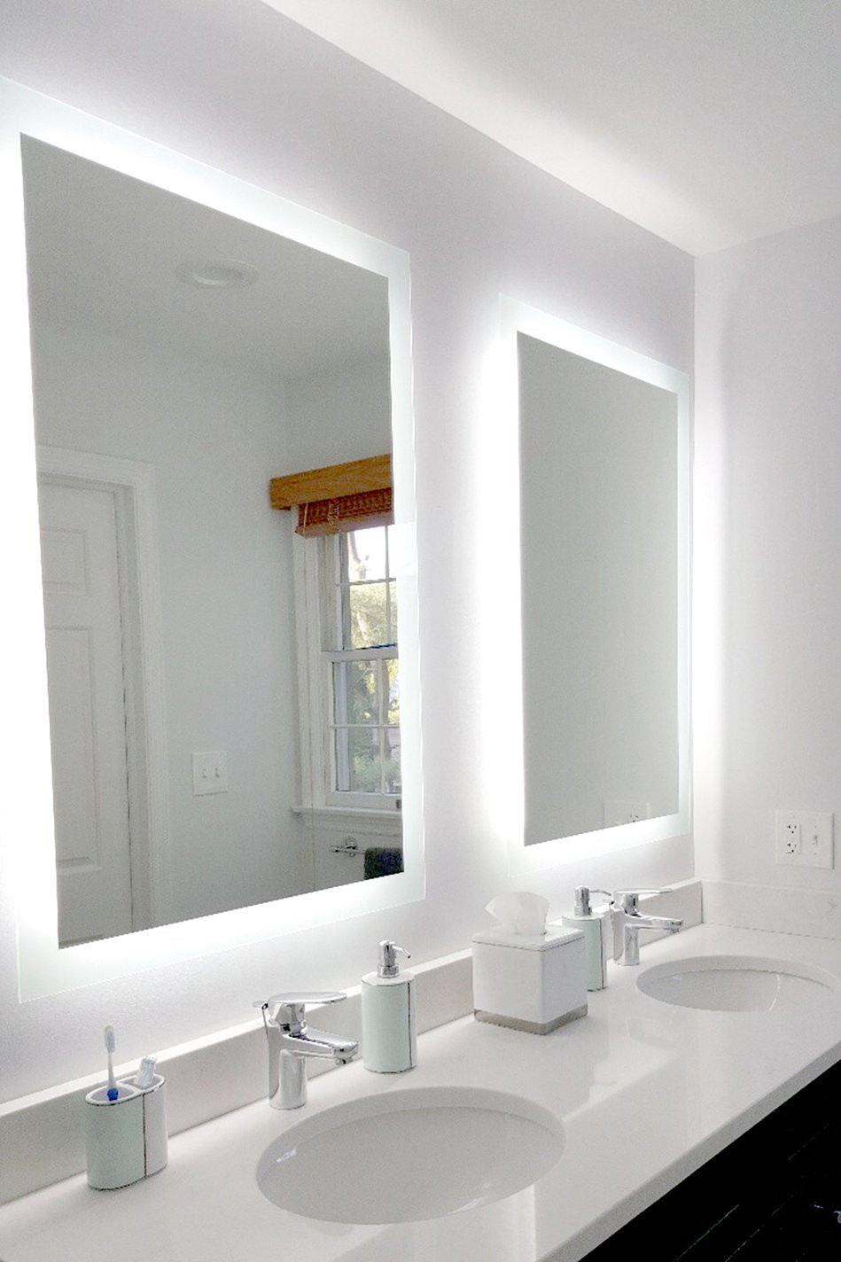 Wide Bathroom Mirrors
 Side Lighted LED Bathroom Vanity Mirror 32" x 36