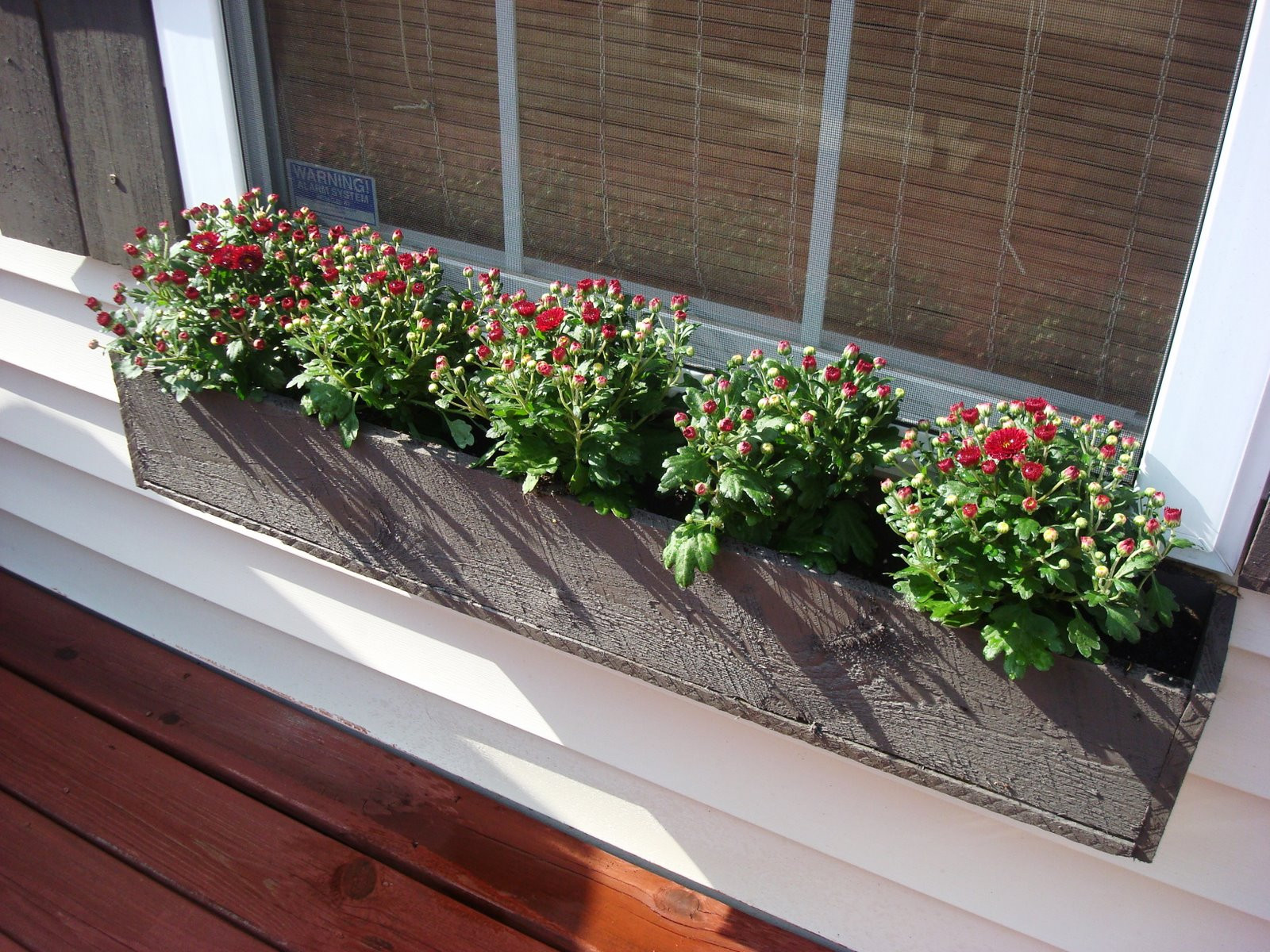 Window Boxes DIY
 12 Gorgeous DIY Window Box Planters