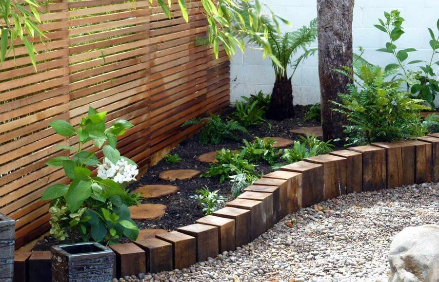 Wood Landscape Edging
 Creative Design Ideas For Garden Edging Landscape