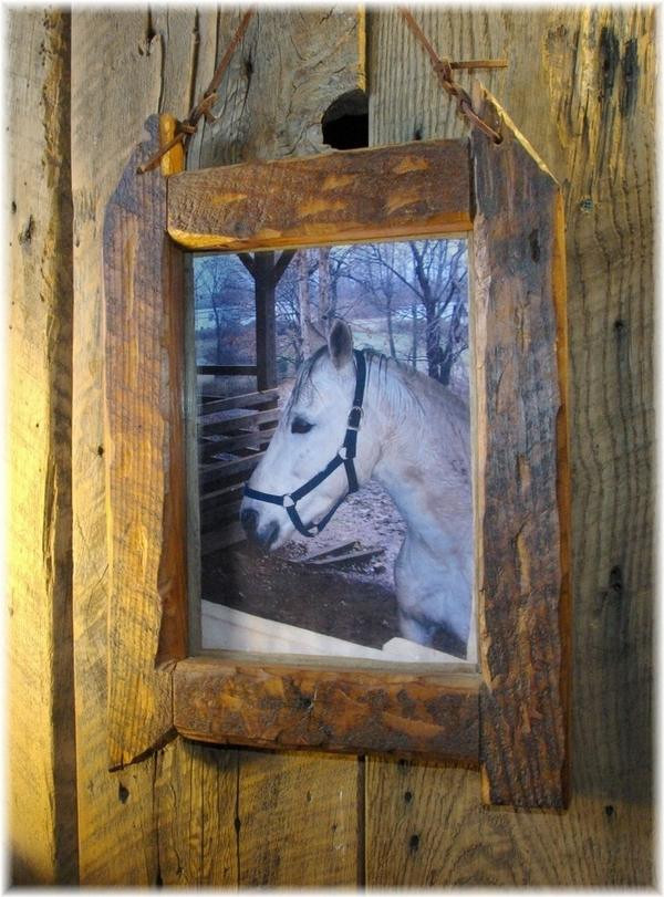 Wood Picture Frames DIY
 Rustic picture frames – lovely accents in the rustic décor