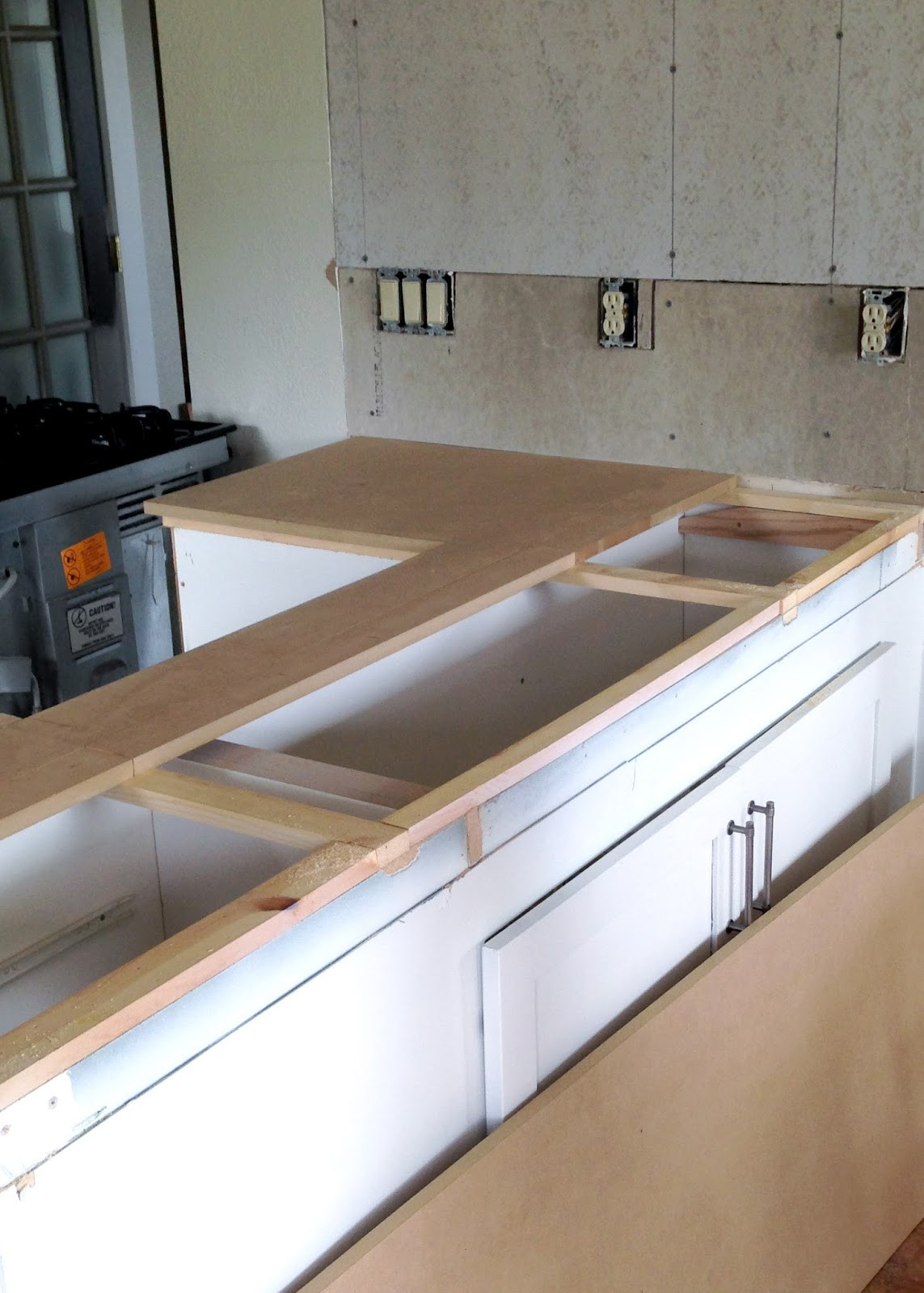 Wood Plank Countertops DIY
 DIY Reclaimed Wood Countertop
