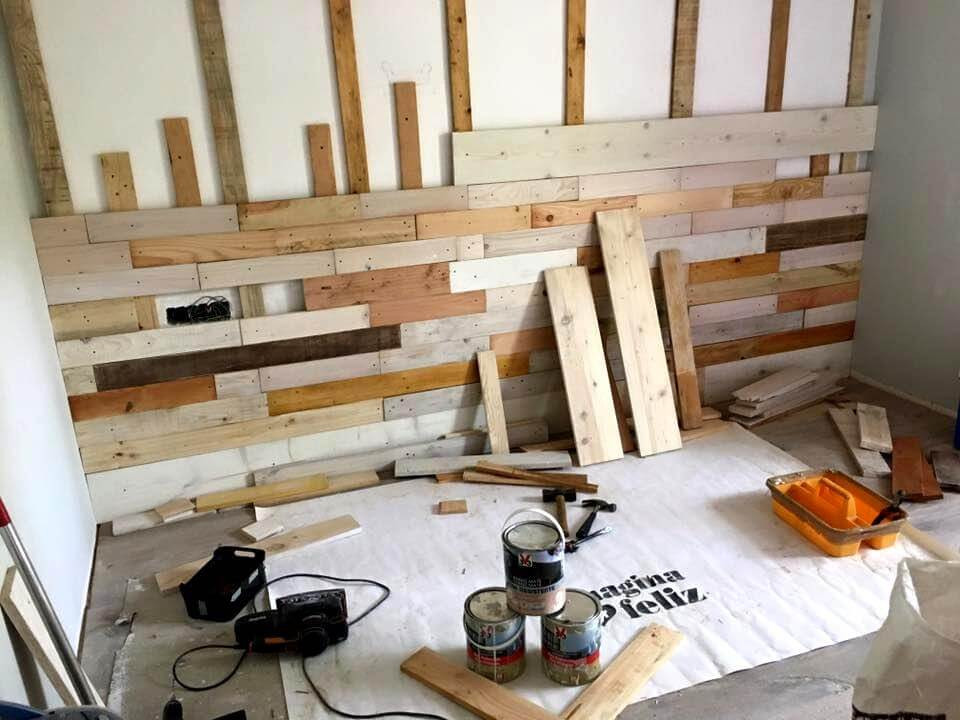 Wood Wall Paneling DIY
 DIY Wood Pallet Wall Paneling