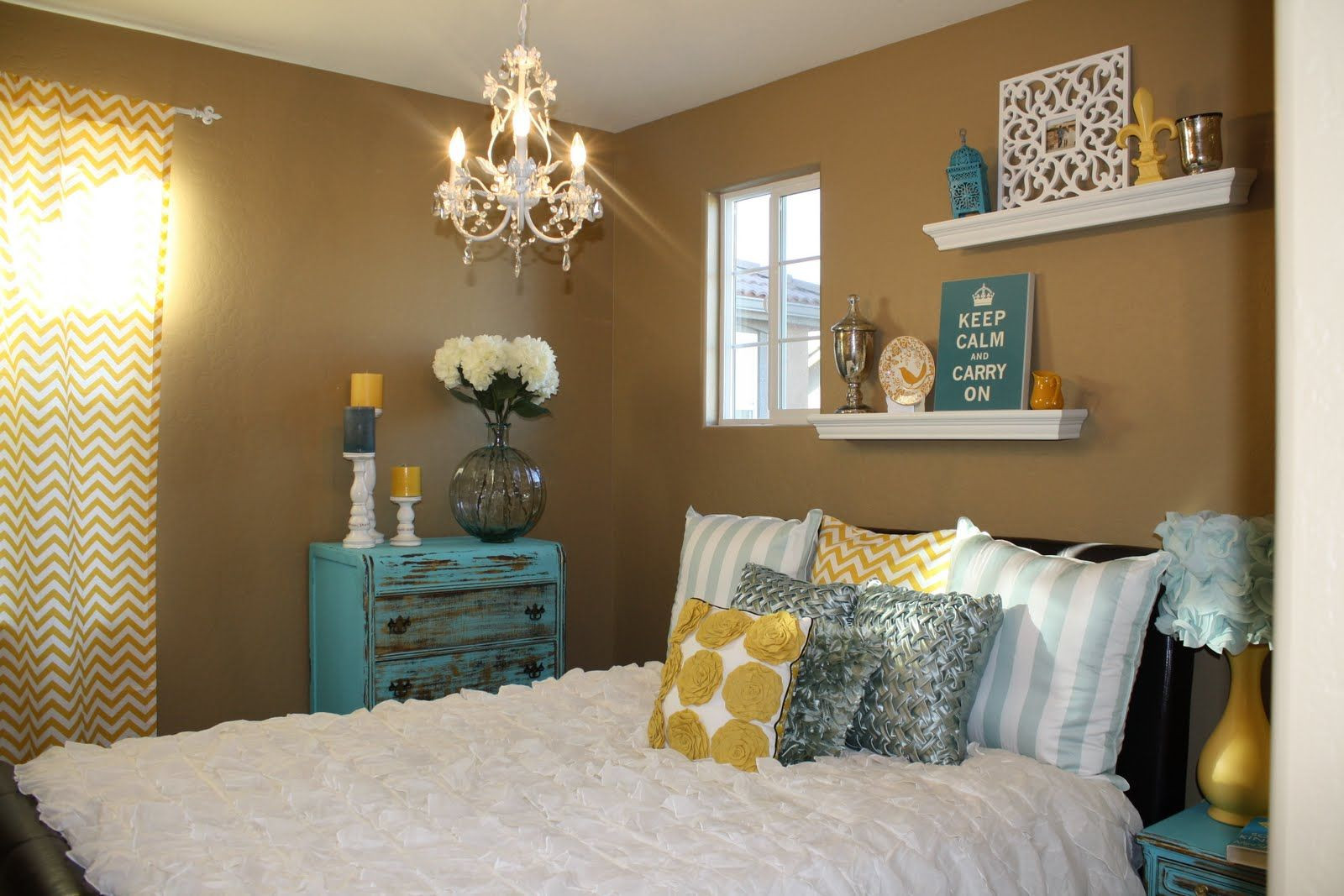 Yellow Walls Bedroom
 Best 25 Yellow walls bedroom ideas on Pinterest
