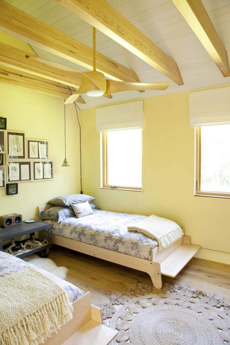 Yellow Walls Bedroom
 40 Bedroom Paint Ideas To Refresh Your Space for Spring