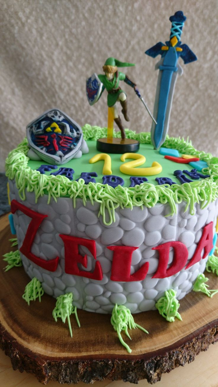 Zelda Birthday Cake
 Legend of Zelda cake