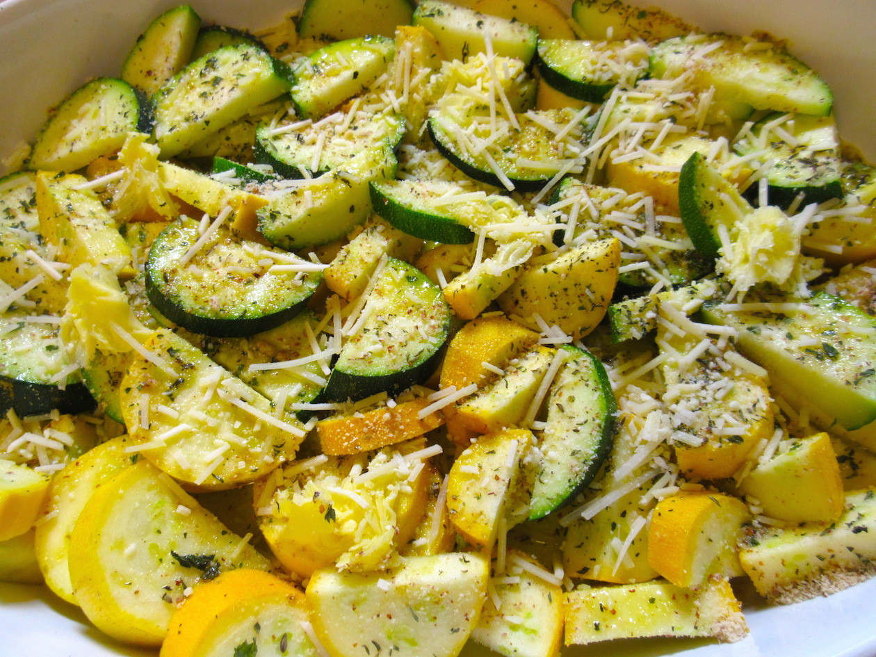 Zucchini And Summer Squash Recipes
 Easy & Delicious Mediterranean Baked Zucchini and Yellow