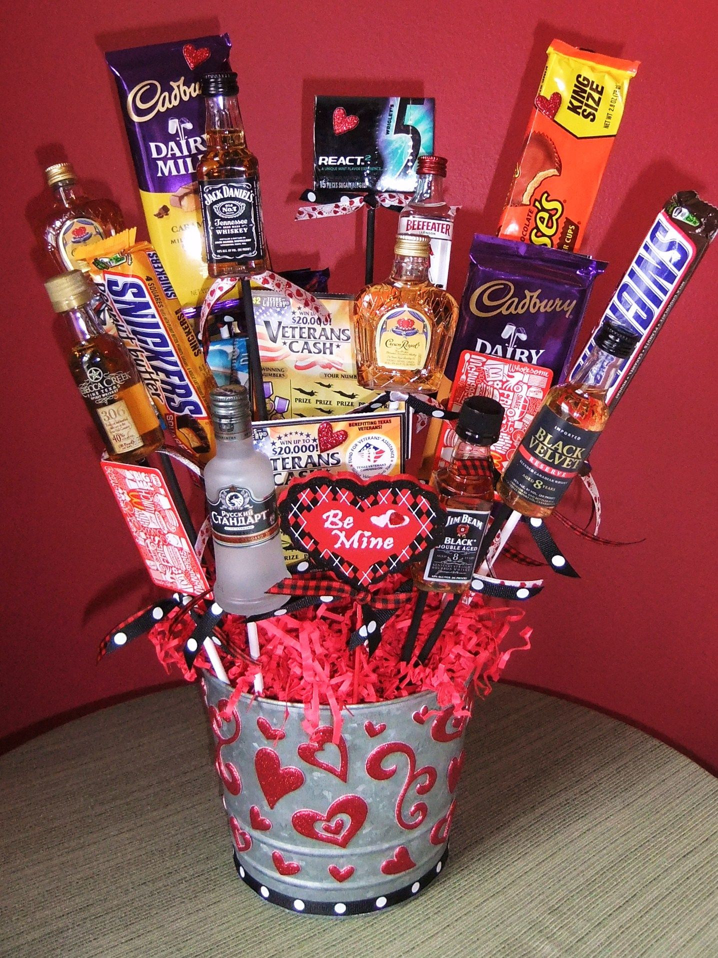Best Guy Valentines Day Gift Ideas
 Valentine s Day man bouquet liquor chocolate t