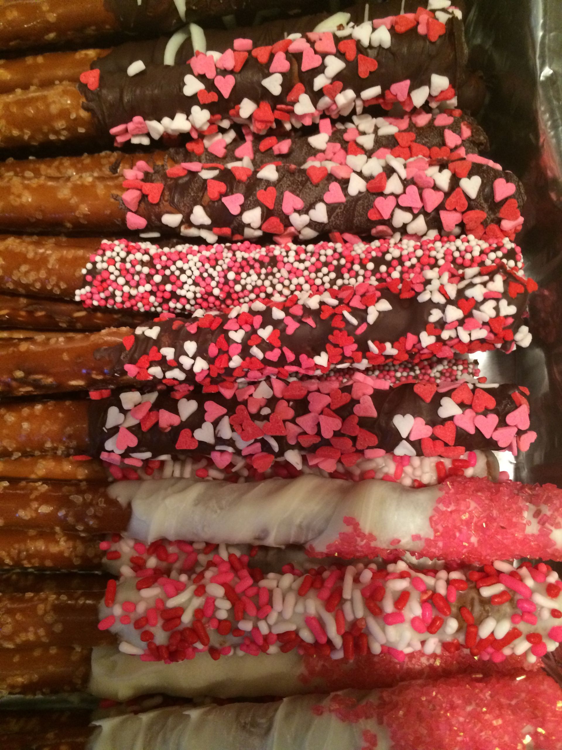 Chocolate Covered Pretzels For Valentine Day
 Valentine s Day Chocolate Covered Pretzels UNMAPPED