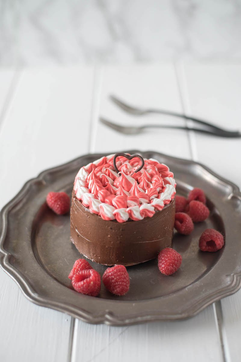 Chocolate Valentine Desserts
 11 Adorable DIY Chocolate Desserts For Valentine’s Day