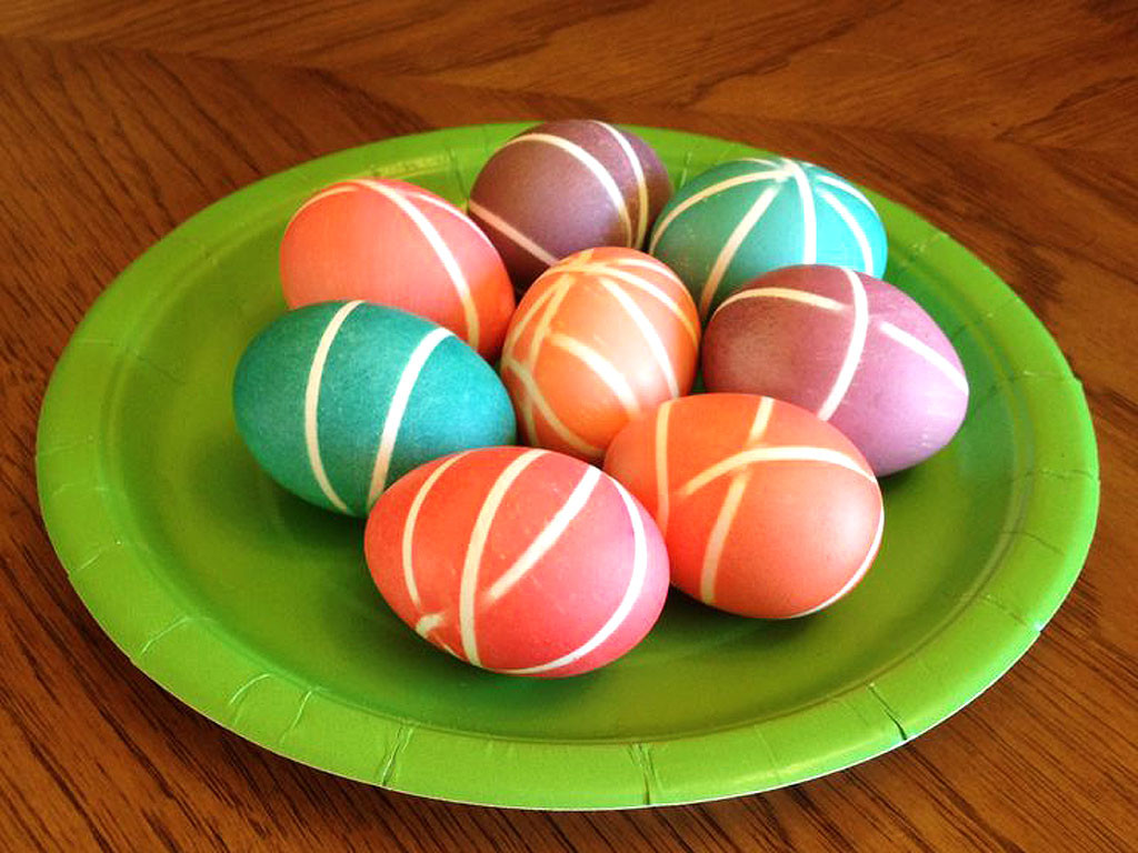 Color Easter Eggs Ideas
 10 Cool Easter Egg Decorating Ideas