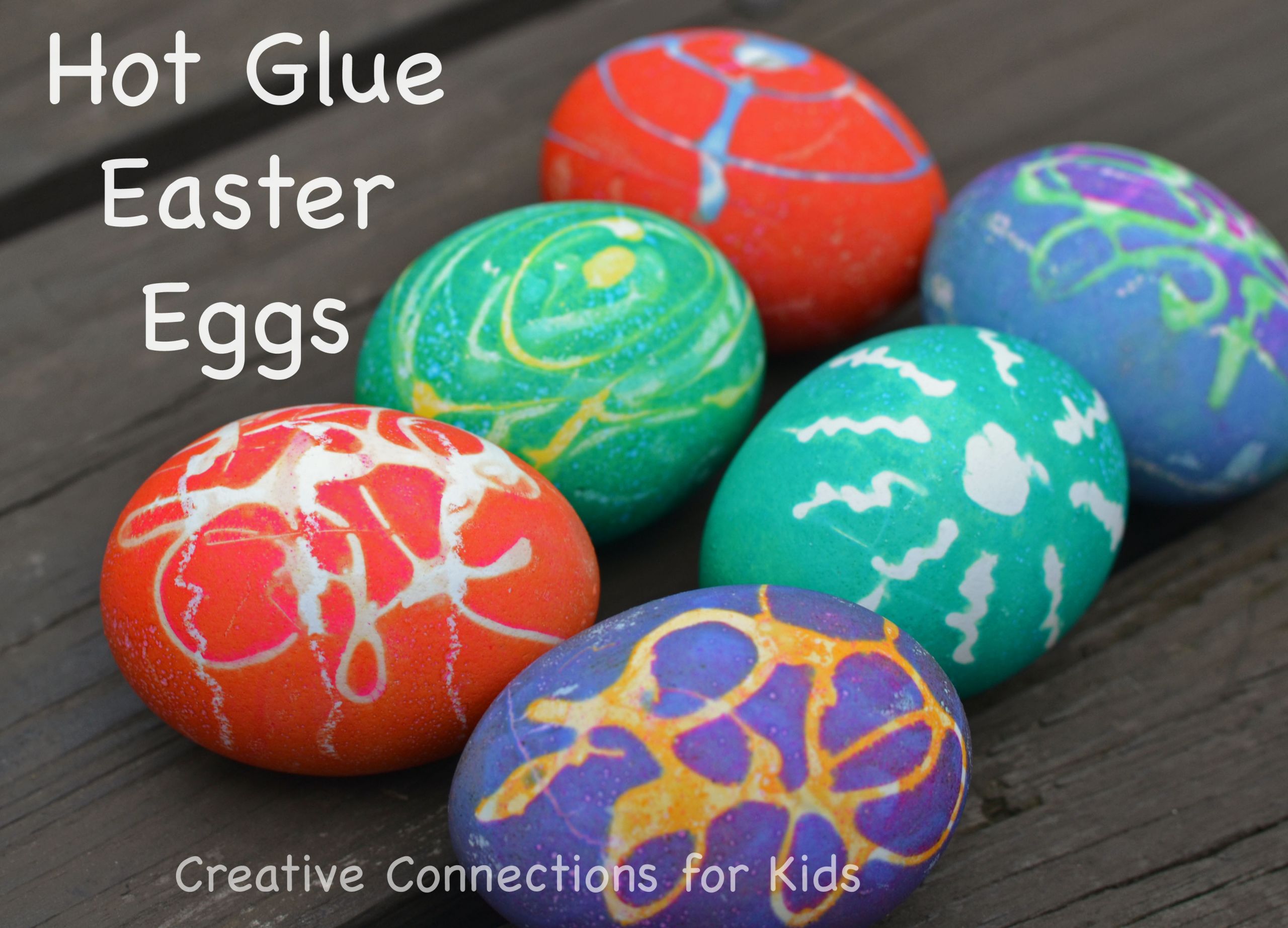 Color Easter Eggs Ideas
 Hot Glue Color = Beautiful Easter Eggs