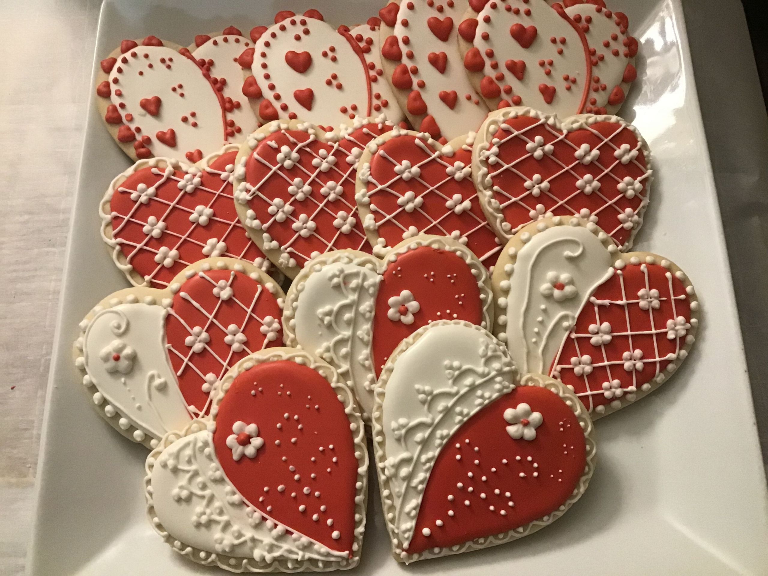 Decorating Valentine Sugar Cookies
 Valentines sugar cookies in 2020