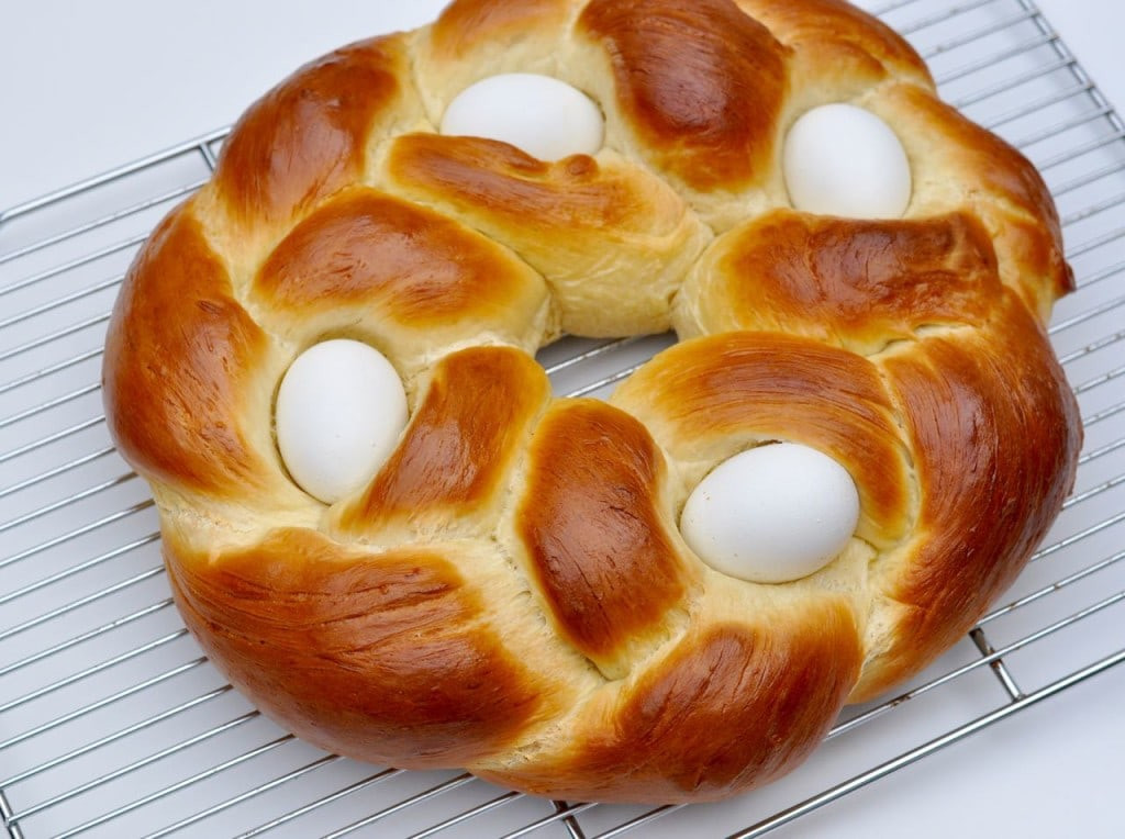 Easter Bread Recipe Italian
 How to Make Sweet Braided Easter Bread Make Life Lovely