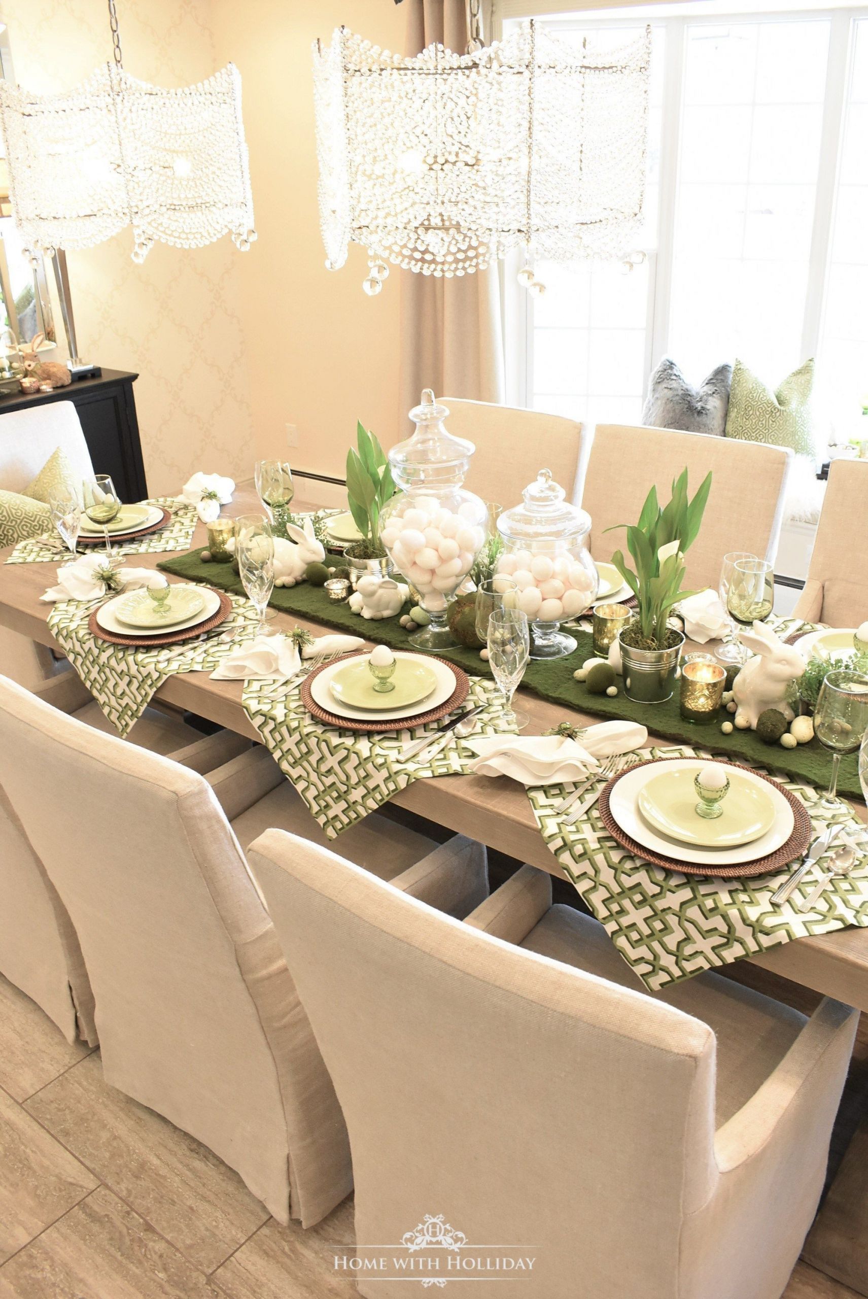 Easter Dinner Table Settings Elegant Green and White Easter Table Setting Home with Holliday