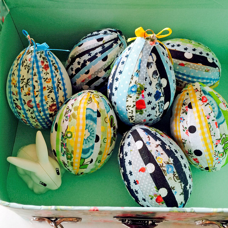 Easter Egg Craft
 Patchwork Fabric Easter Eggs