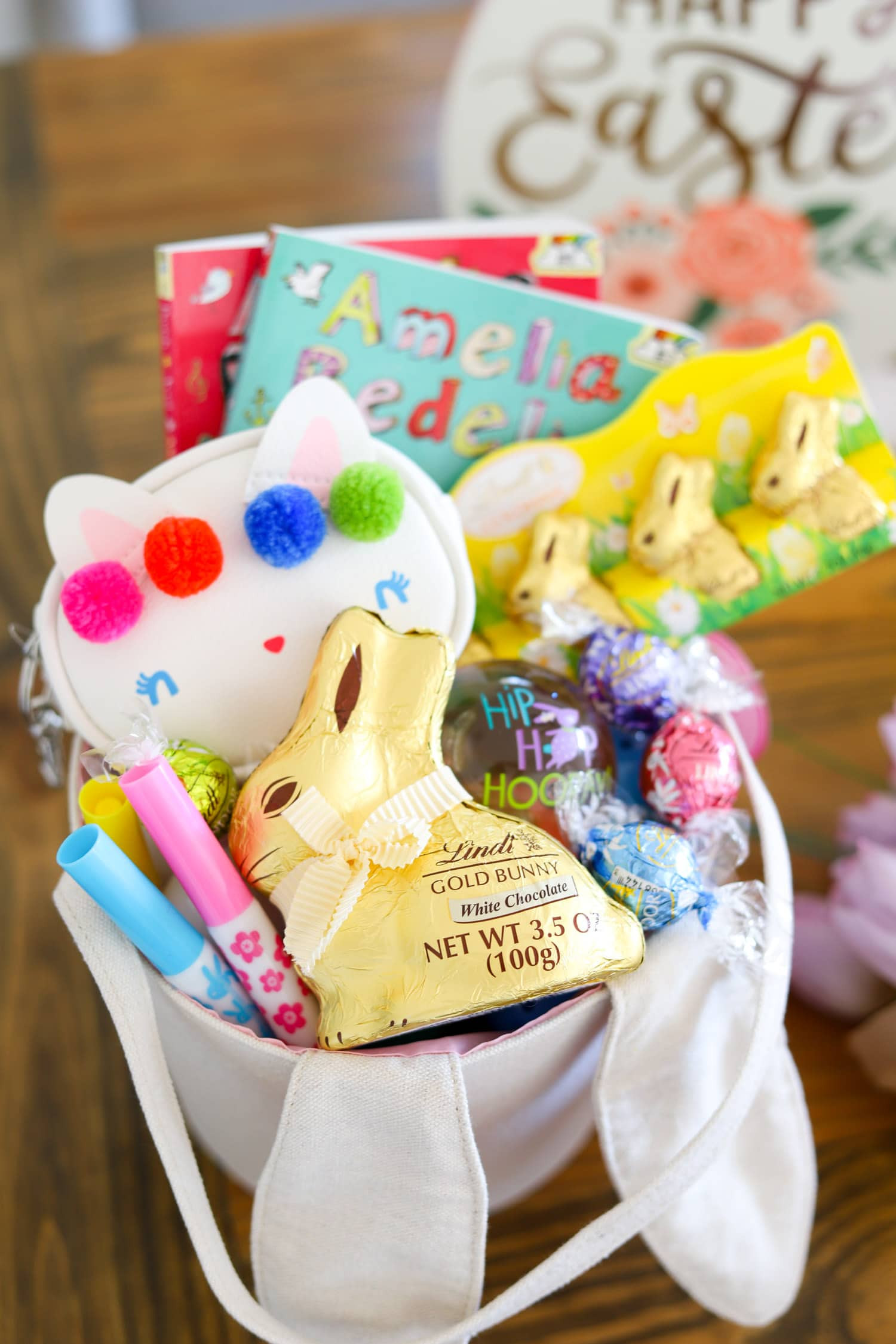 Easter Gifts For Girls
 Cute Easter Basket Ideas Party Favors