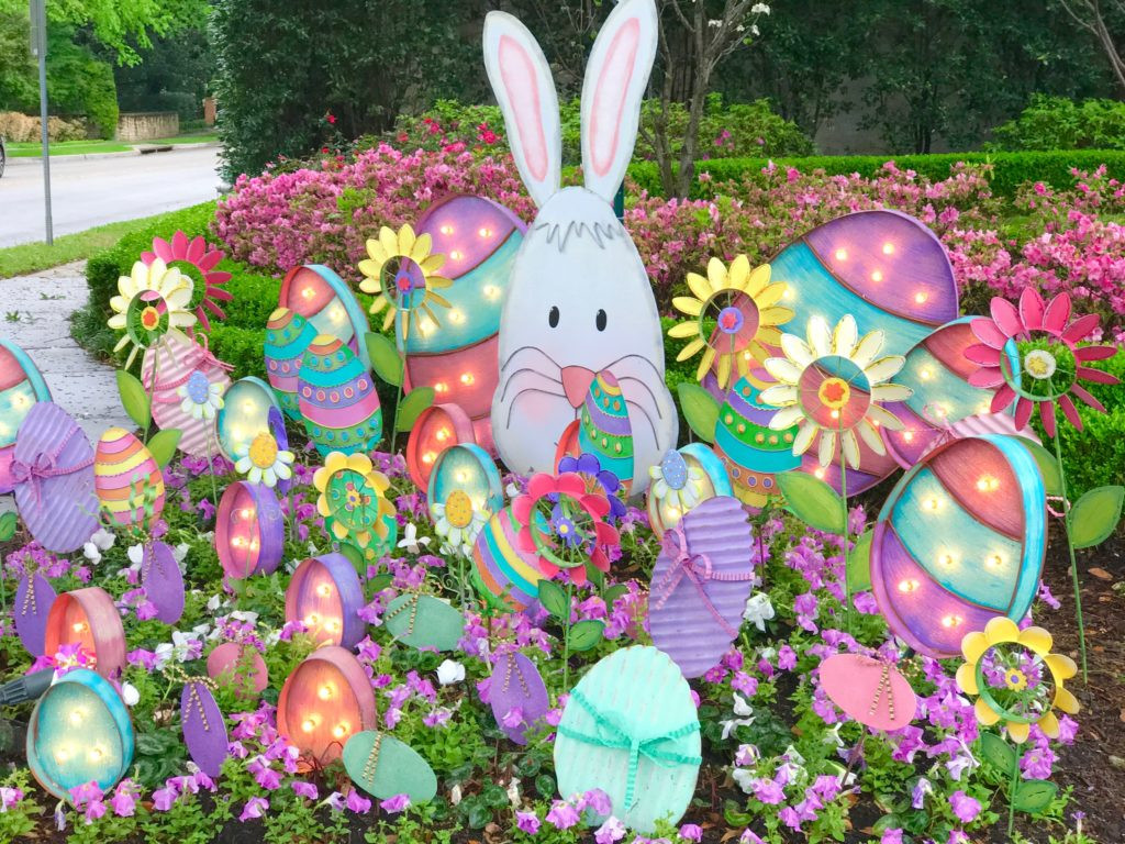 Easter Outdoor Decorating Ideas
 Outdoor Easter Decorations