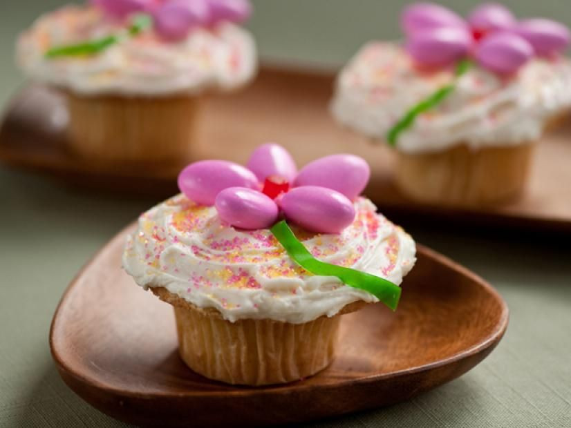 Food Network Easter Recipes
 Easter Flower Cupcake Recipe