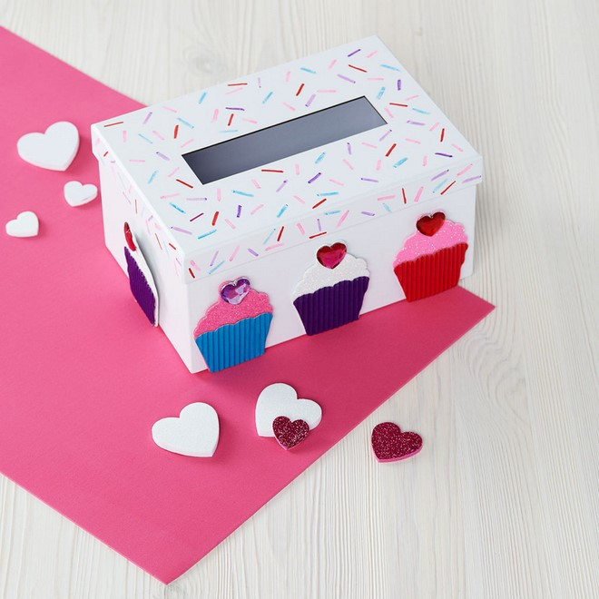 Girls Valentine Gift Ideas
 15 Easy to make DIY Valentine Boxes – Cute ideas for boys