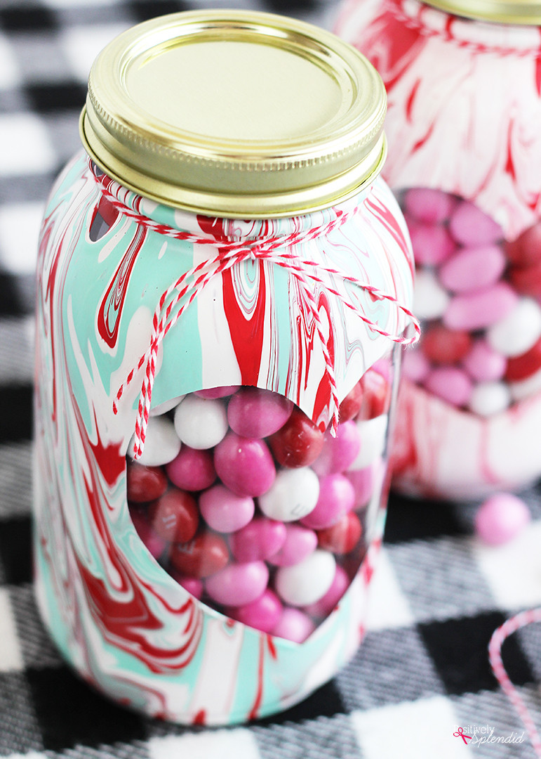Mason Jar Valentine Gift Ideas
 Valentine Mason Jar with Marbled Paint Easy Valentine s